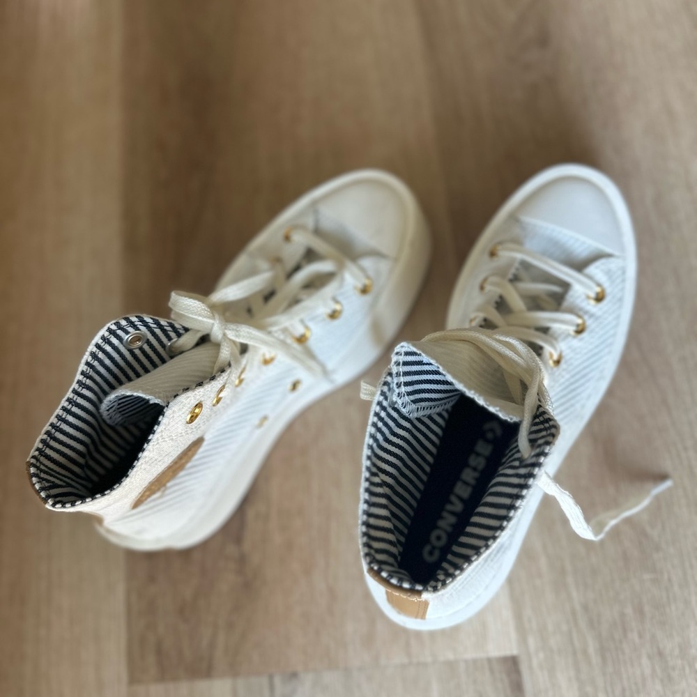 Converse Platforms White Tan & Striped - Picture 3 of 4